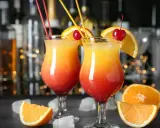 Drinki z wódki: Proste przepisy od klasyków po szybkie połączenia