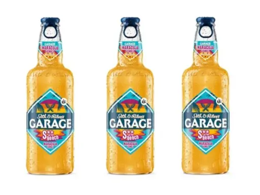 Trzy butelki piwa Garage o smaku marakui z chili. Idealne na letnie wieczory w garażu.
